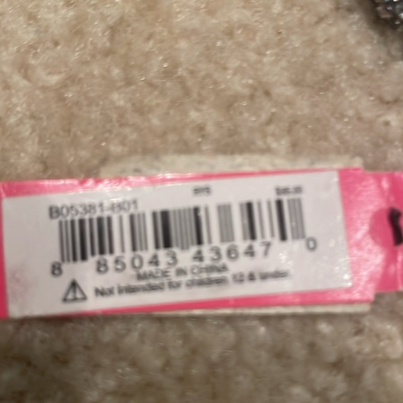 Betsy Johnson Bracelet - Picture 3 of 6